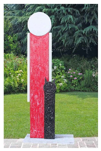 SIMBIOSI 3 -  installazione- scultura lignea a tecnica mista (legno, adesivo cemenetifico, vinilica, colore acrilico) cm. altezza 202 , lunghezza 115, profondità 12- 2018